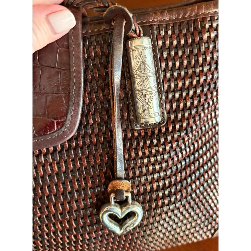 BRIGHTON - Vtg Two-Tone Brown Woven Leather Shoulder Bag/Croc-Embossed Closure - Picture 15 of 16